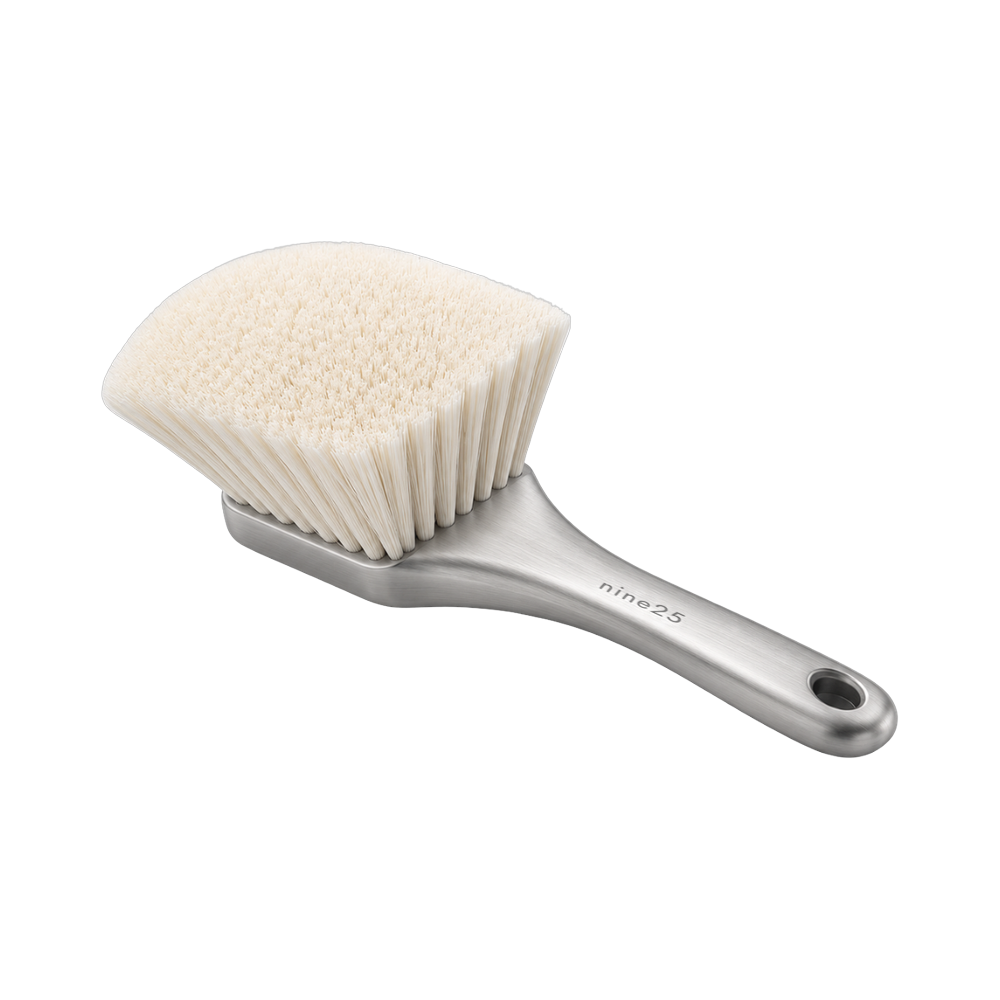 nine25 8-inch exterior detailing brush